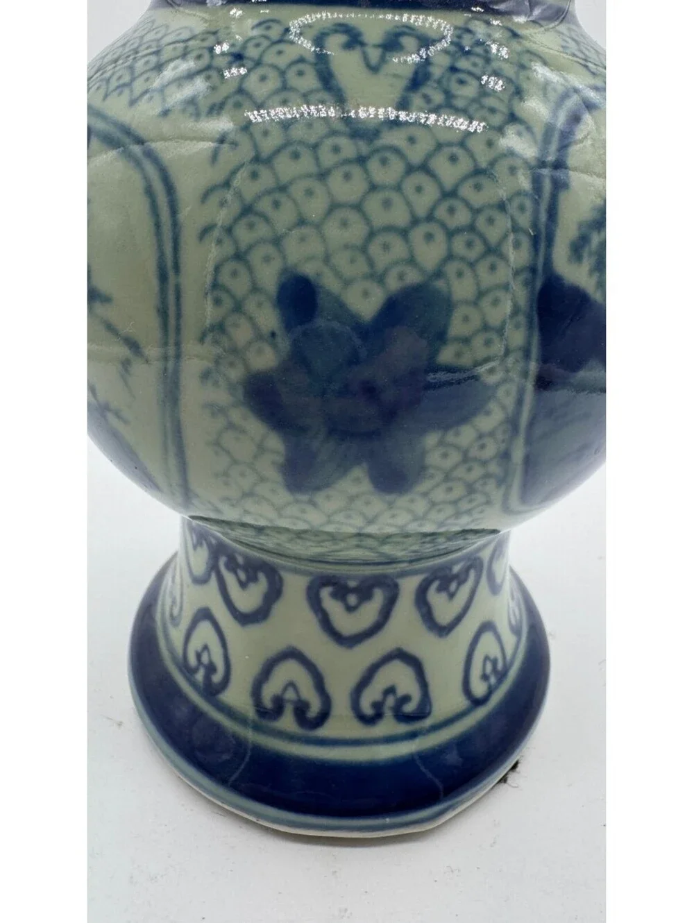 Vintage Chinese Blue White Porcelain Landscape Vase Chinoiserie 10.5